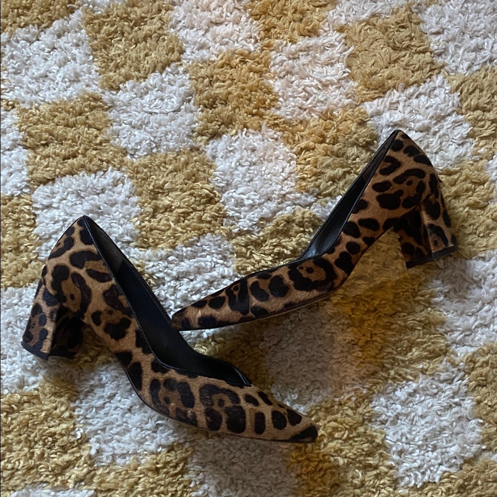 Stuart Weitzman EveryDay Calf Hair Leopard Print Block Heels - Picture 2 of 7